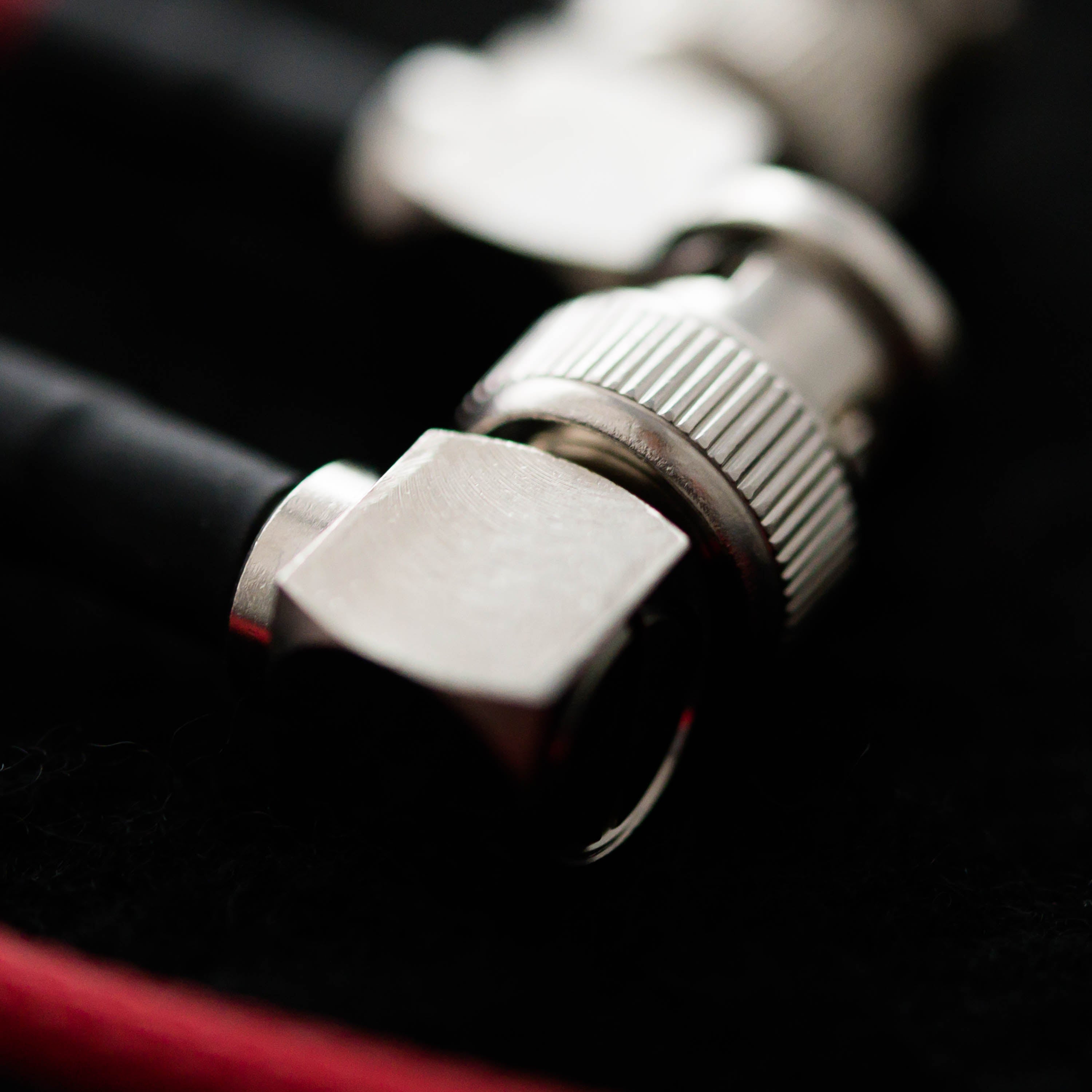 Right-Angle 12G SDI Cable